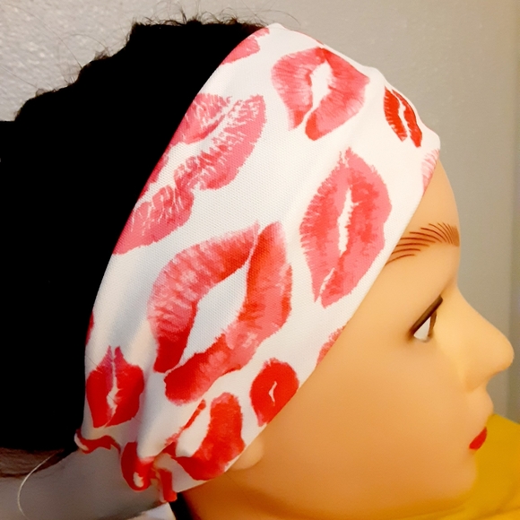 Kisses pink on white stretch headband - Picture 5 of 5